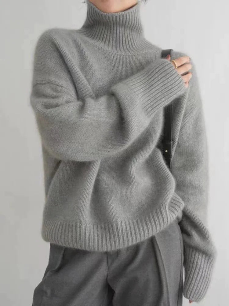 CYRENTH – HIGH NECK CASHMERE SWEATER