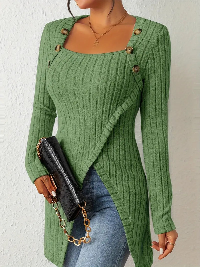 CALAVYNNE – ASYMMETRICAL TOP WITH BUTTONS AND RIBBED TEXTURE